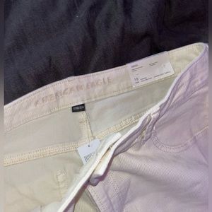 American Eagle Straight Mom Jean